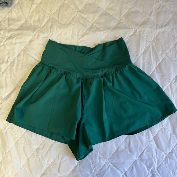 Aerie Crossover Shorts Medium Bundle - Picture 1 of 10